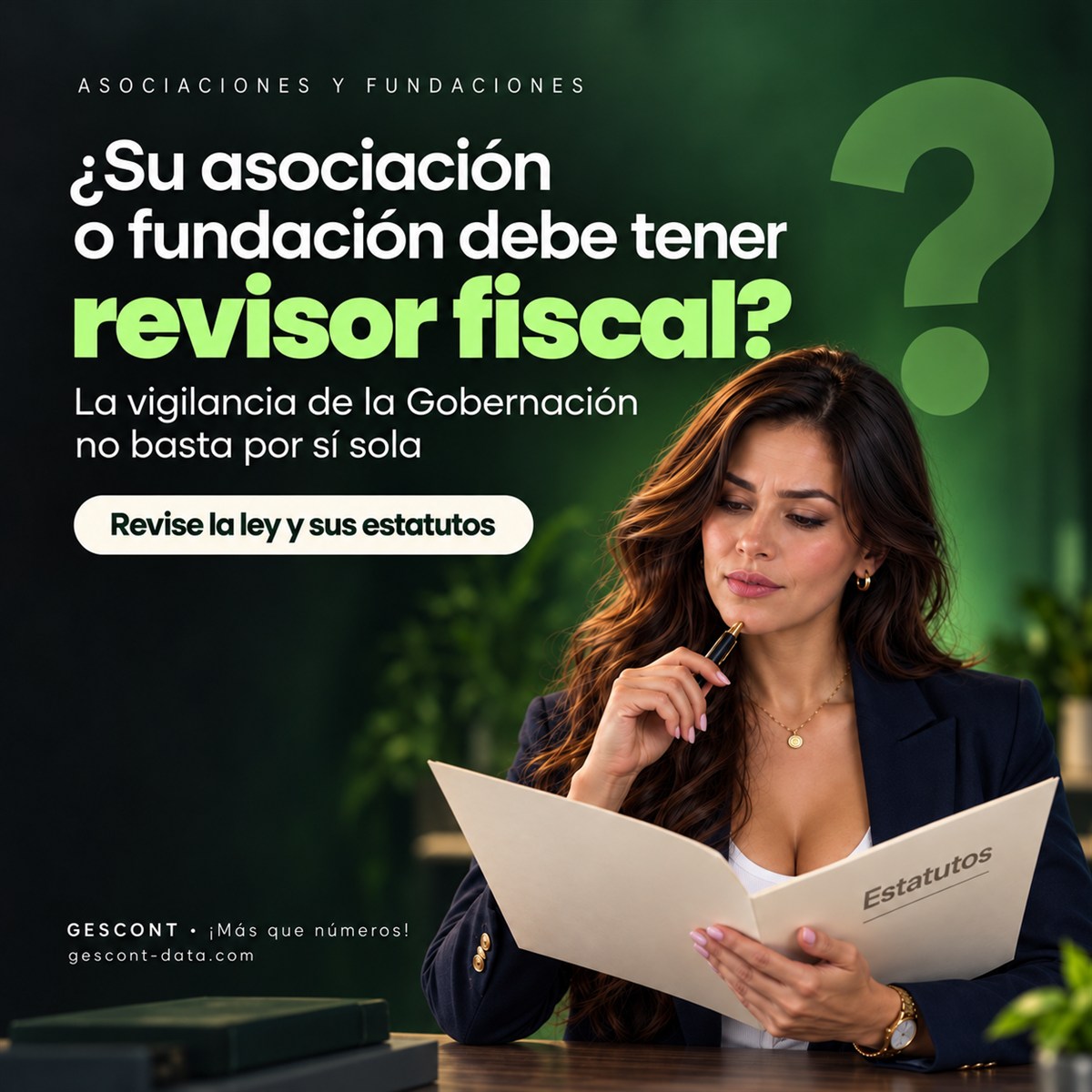 Directiva de una asociaci&oacute;n revisa los estatutos de la entidad &mdash; revisor fiscal en ESAL, GESCONT 2026
